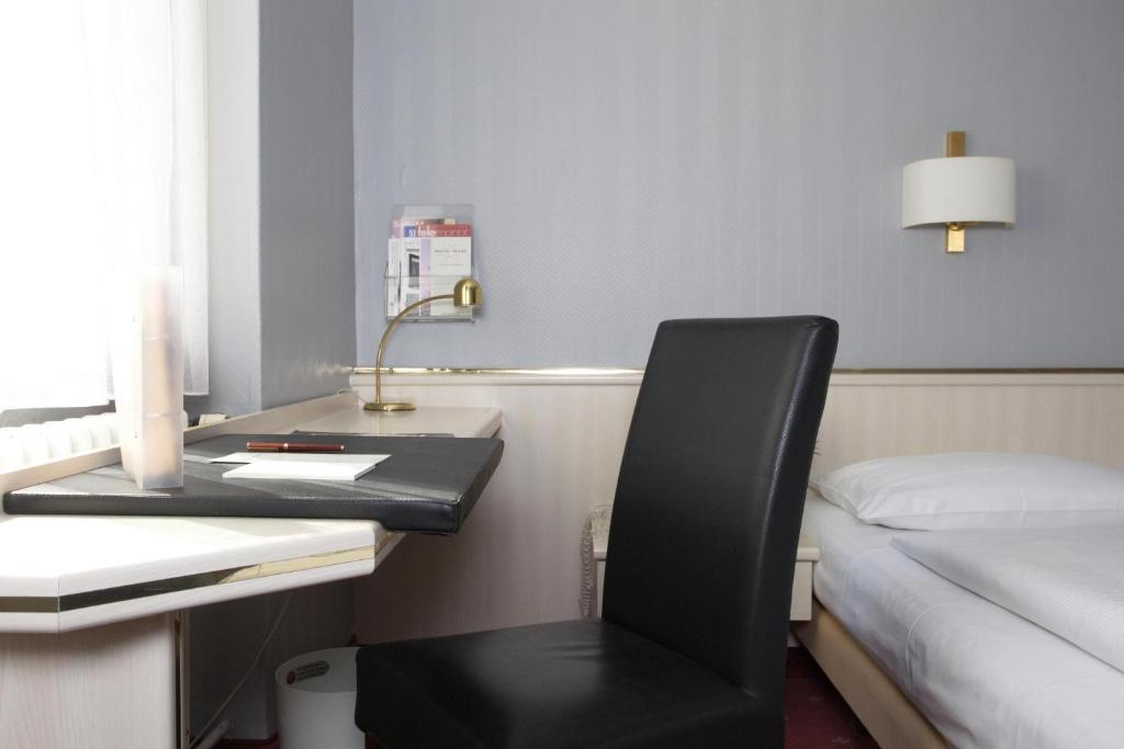 Berlin Plaza Hotel Am Kurfuerstendamm Phòng bức ảnh