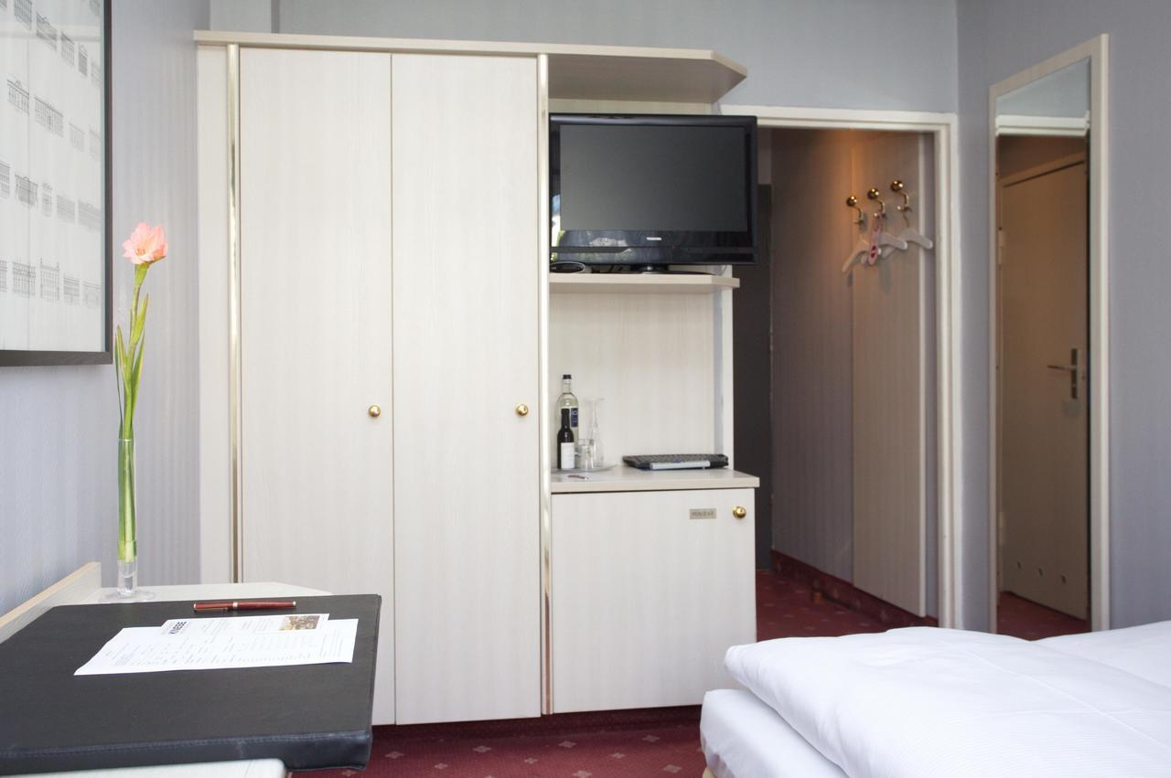 Berlin Plaza Hotel Am Kurfuerstendamm Ngoại thất bức ảnh